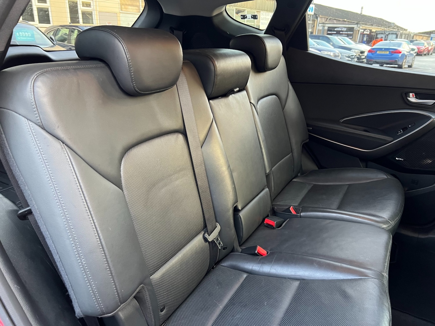 Used Hyundai Santa Fe 2018 for sale - 77300550: Photo 28