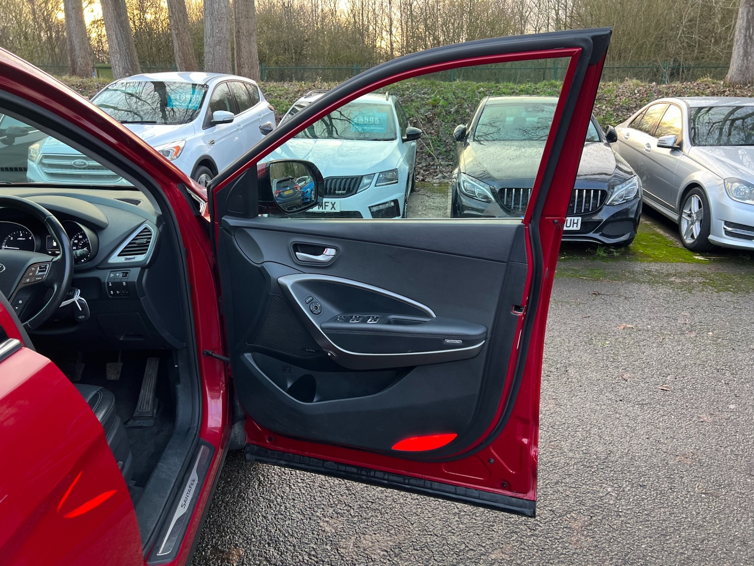 Used Hyundai Santa Fe 2018 for sale - 77300550: Photo 34