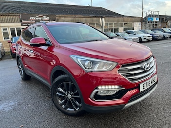 Used Hyundai Santa Fe 2018 for sale - 77300550: Photo