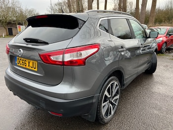 Used Nissan Qashqai 2016 for sale - 73517295: Photo