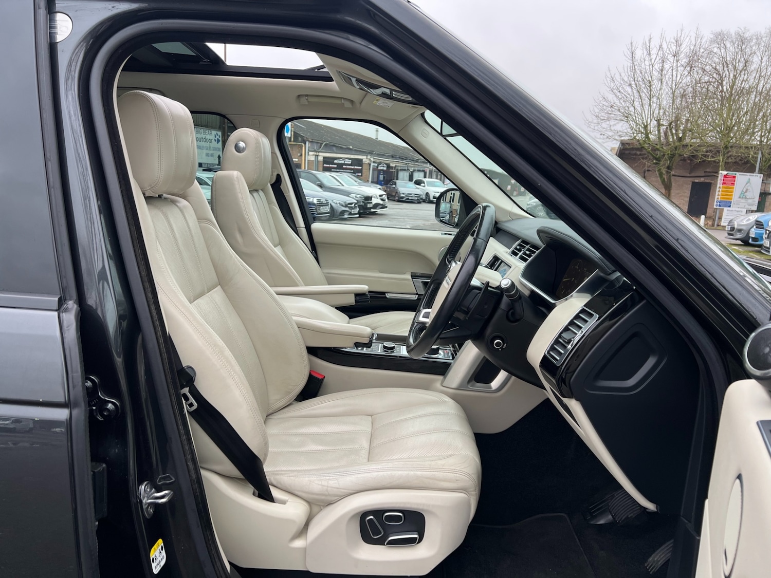 Used Land Rover Range Rover 2014 for sale - 77248174: Photo 24