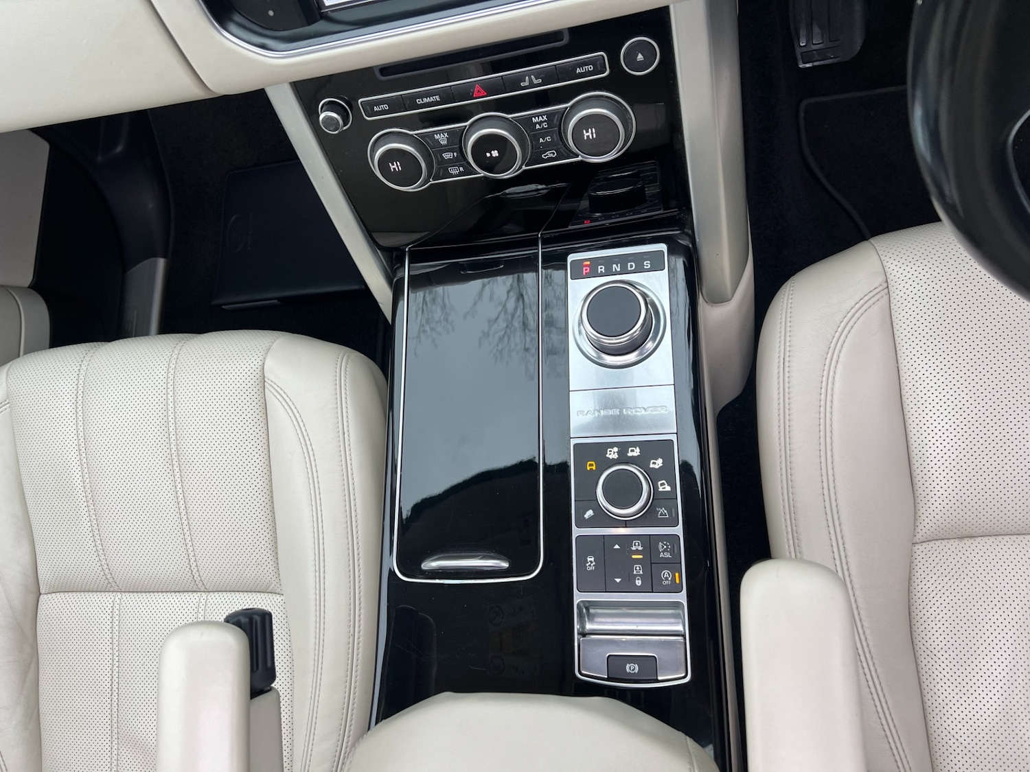 Used Land Rover Range Rover 2014 for sale - 77248174: Photo 43