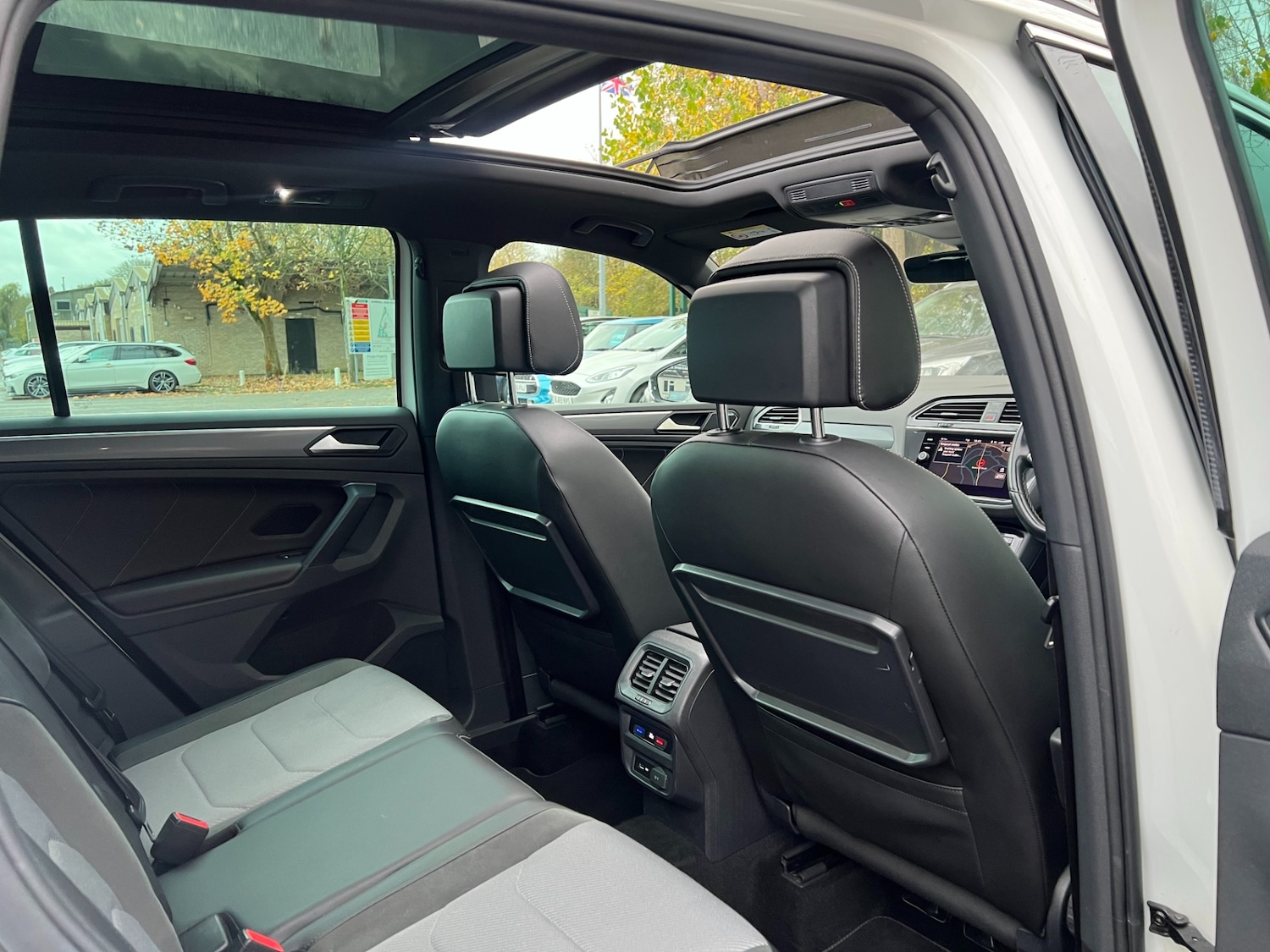 Used Volkswagen Tiguan 2019 for sale - 76544414: Photo 27