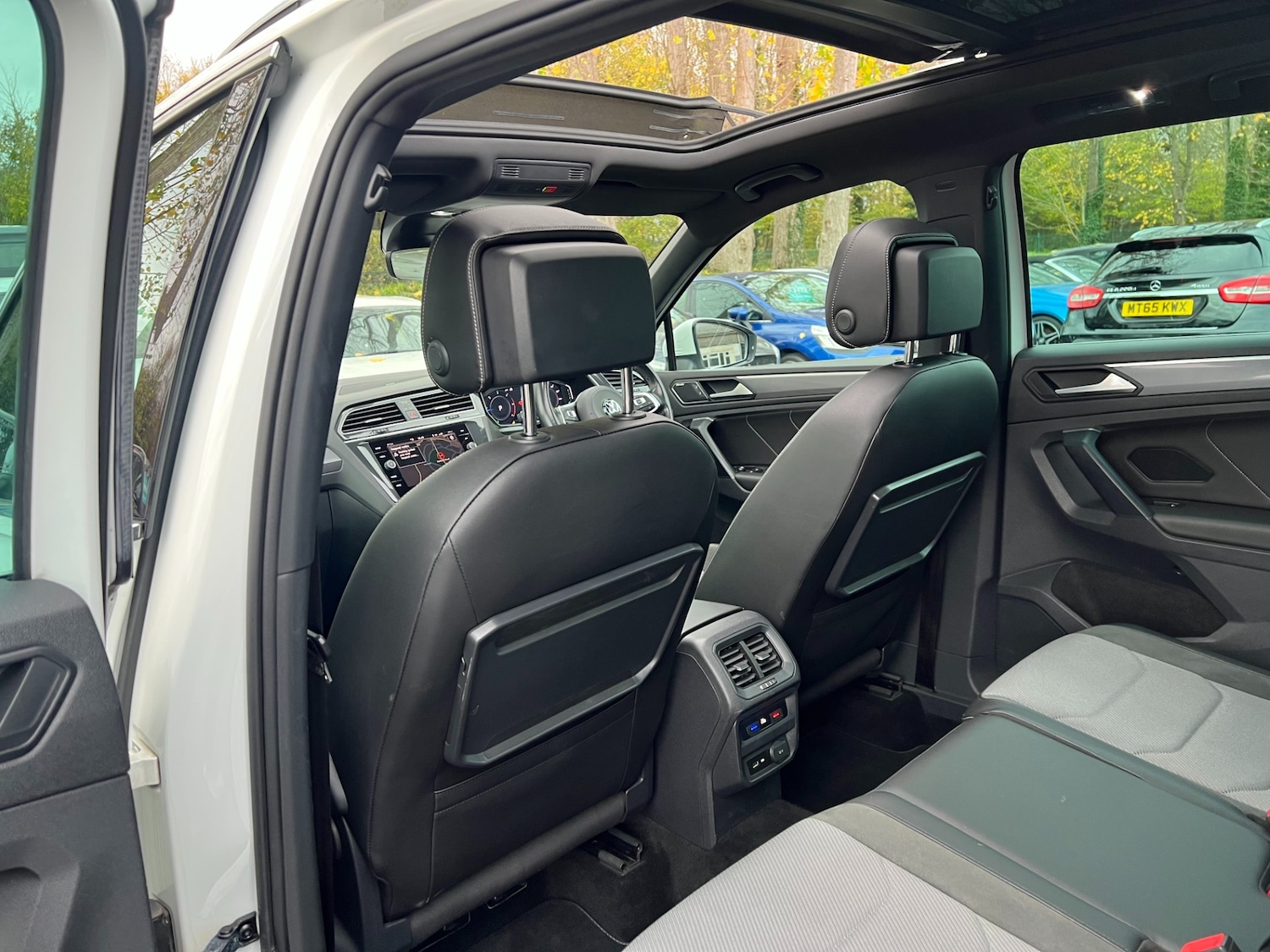 Used Volkswagen Tiguan 2019 for sale - 76544414: Photo 29