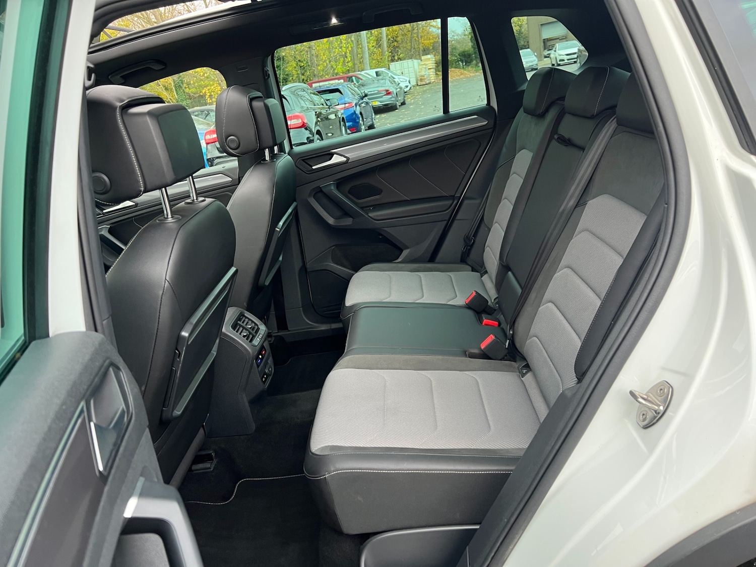 Used Volkswagen Tiguan 2019 for sale - 76544414: Photo 30