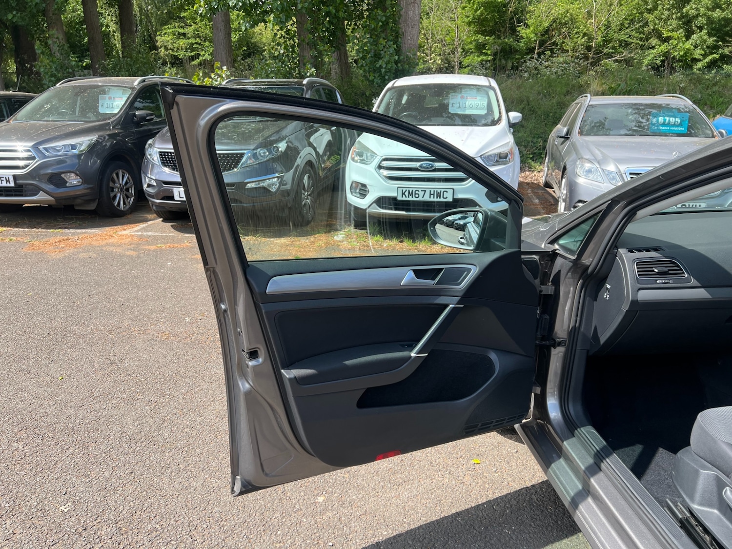 Vehicle 29