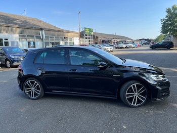 Used Volkswagen Golf 2018 for sale - 79515809: Photo
