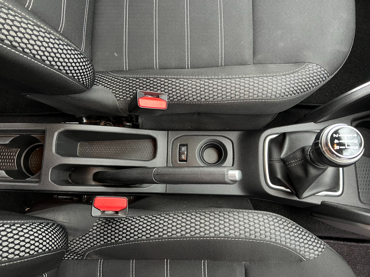 Used Dacia Duster 2018 for sale - 77324227: Photo 19