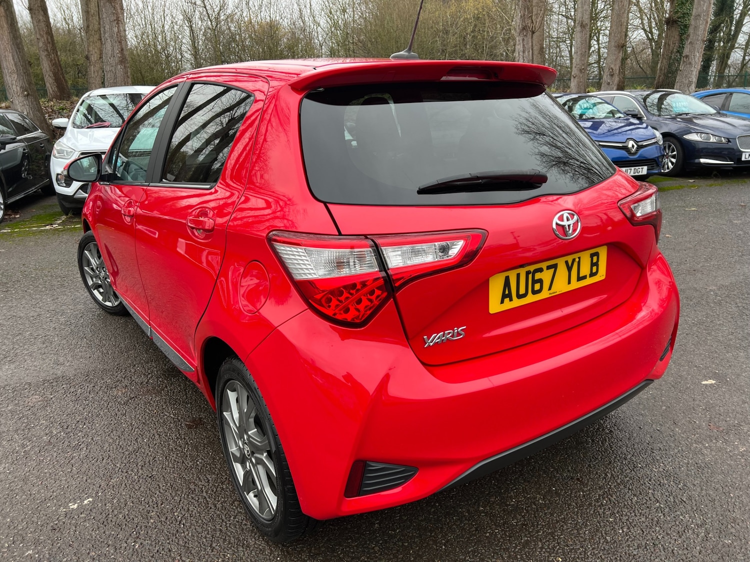 Used Toyota Yaris 2017 for sale - 77247707: Photo 10