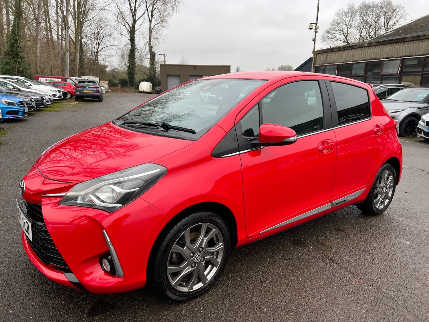 Used Toyota Yaris 2017 for sale - 77247707: Photo 13