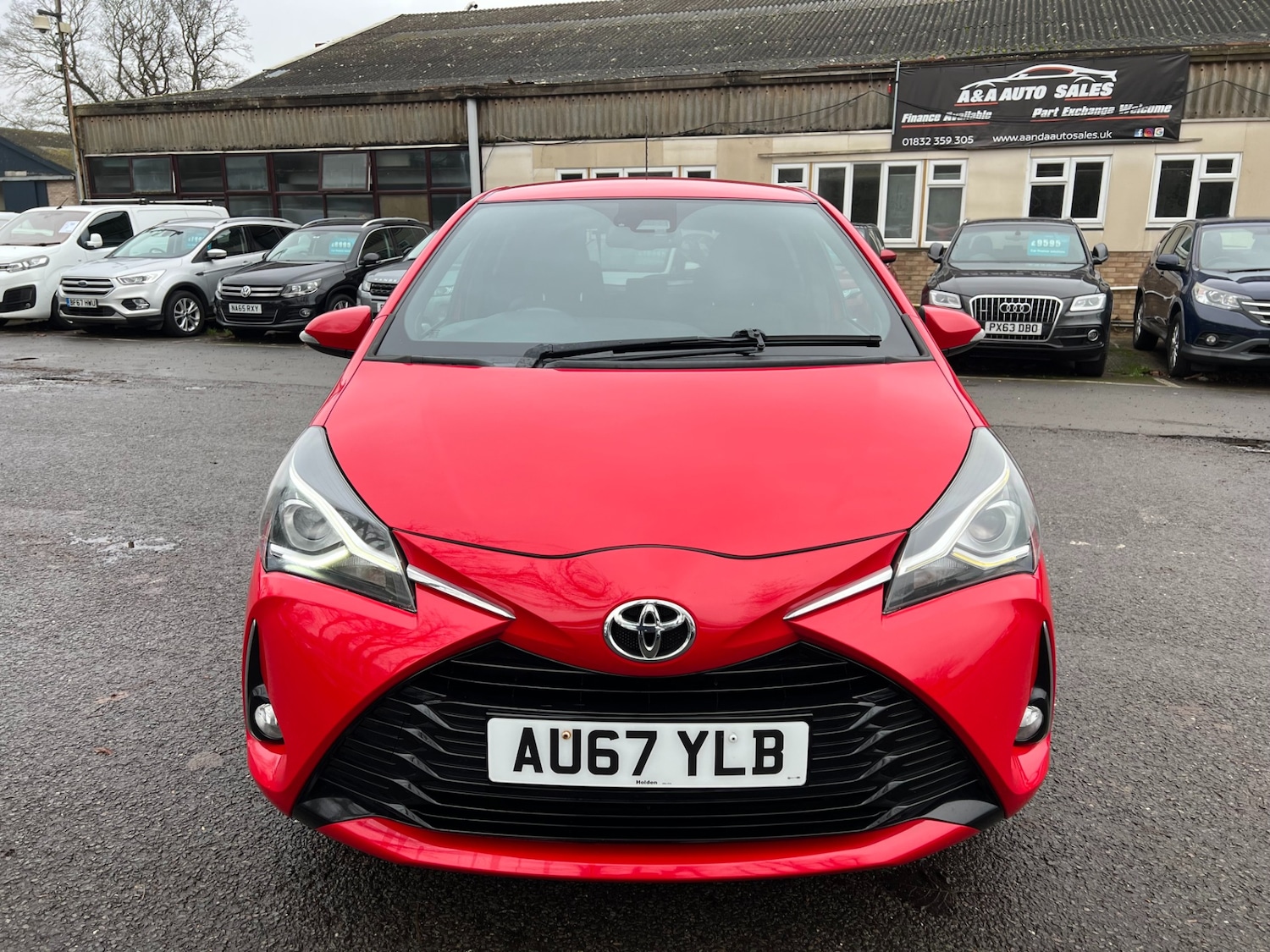 Used Toyota Yaris 2017 for sale - 77247707: Photo 2