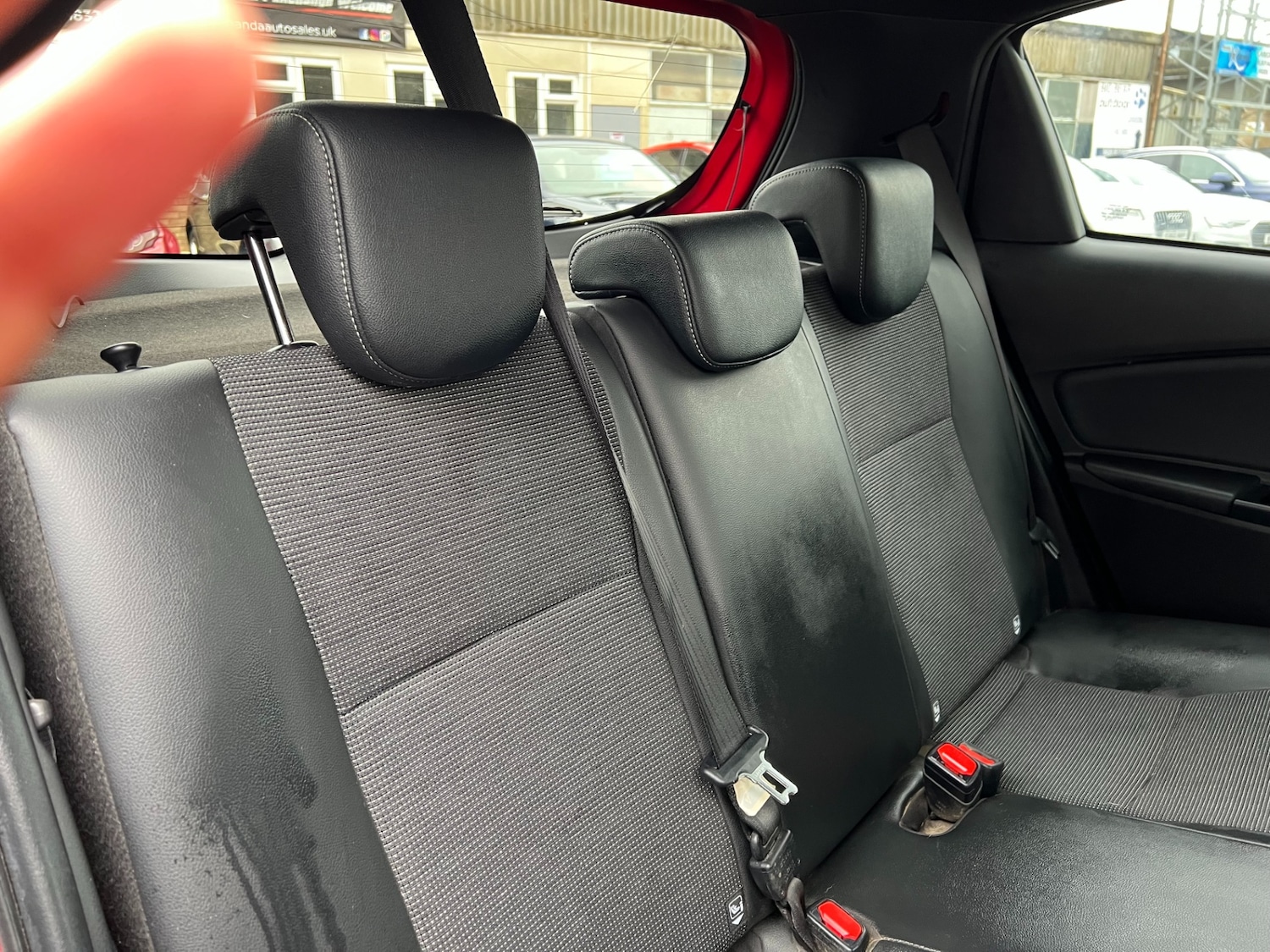 Used Toyota Yaris 2017 for sale - 77247707: Photo 27