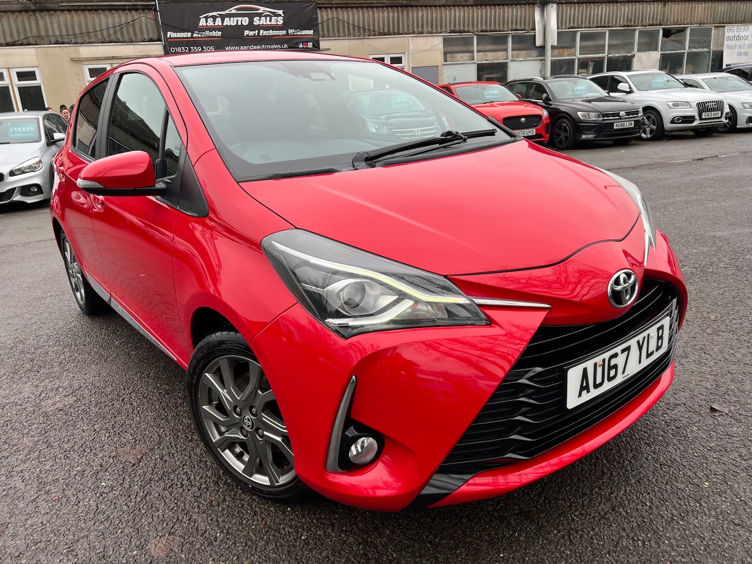 Used Toyota Yaris 2017 for sale - 77247707: Photo 3