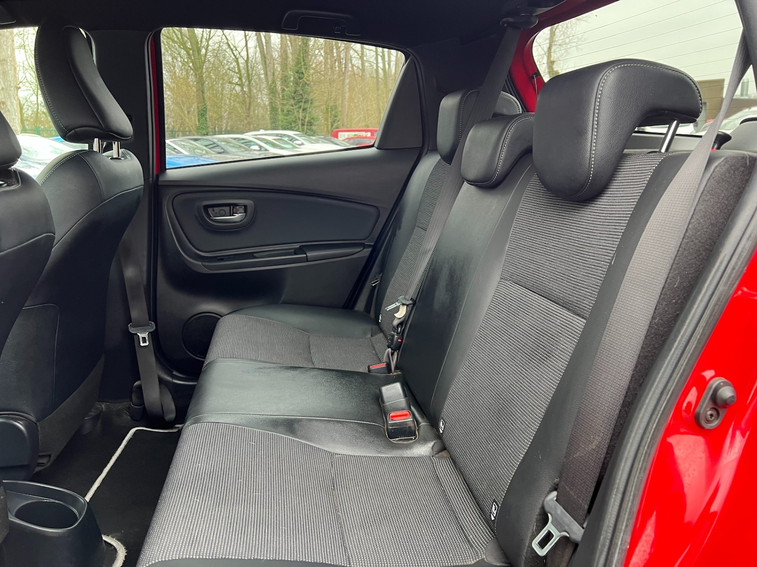 Used Toyota Yaris 2017 for sale - 77247707: Photo 30