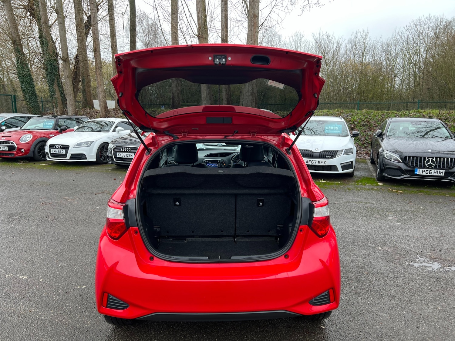 Used Toyota Yaris 2017 for sale - 77247707: Photo 7