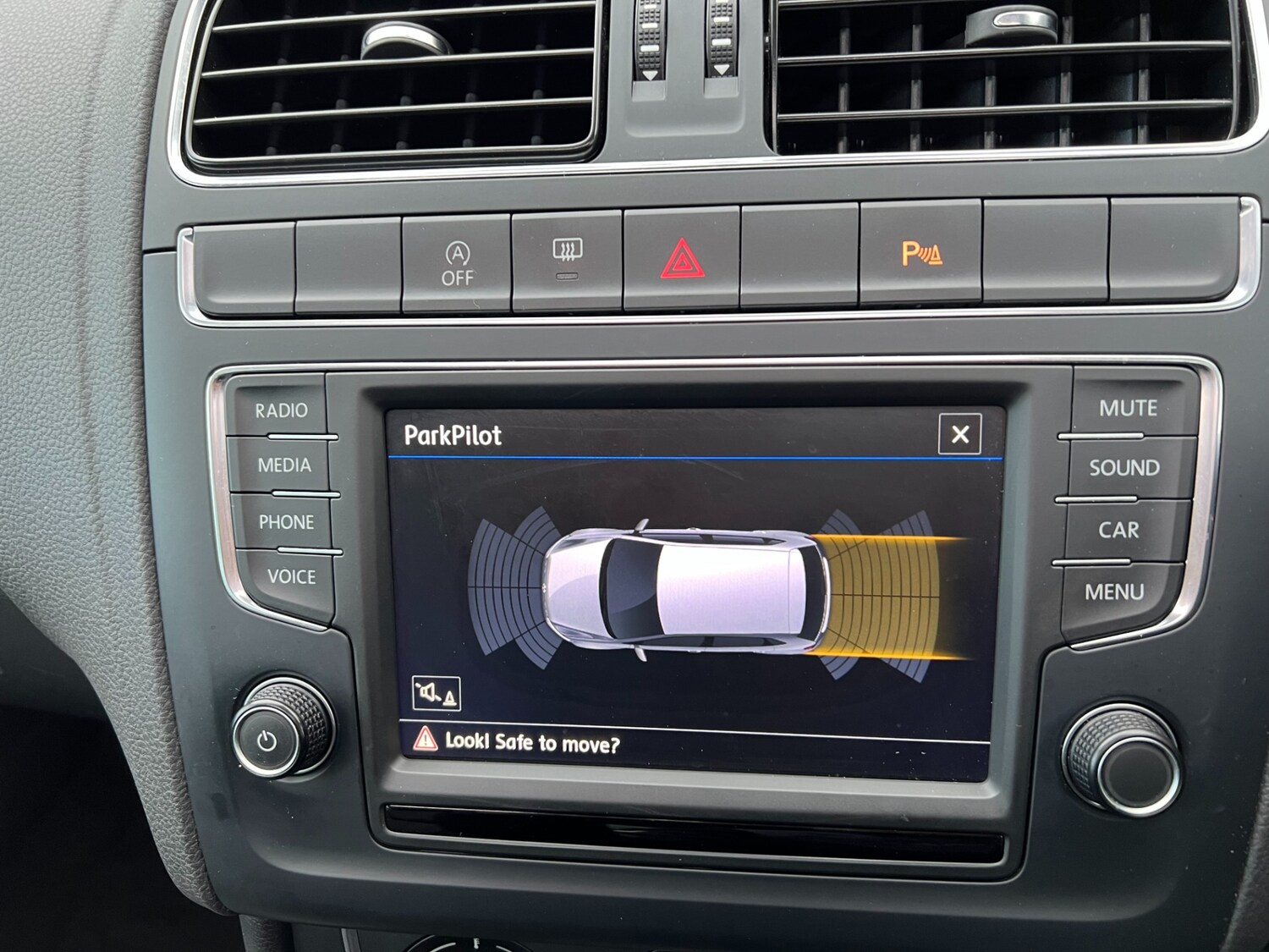 Used Volkswagen Polo 2017 for sale - 77830159: Photo 20