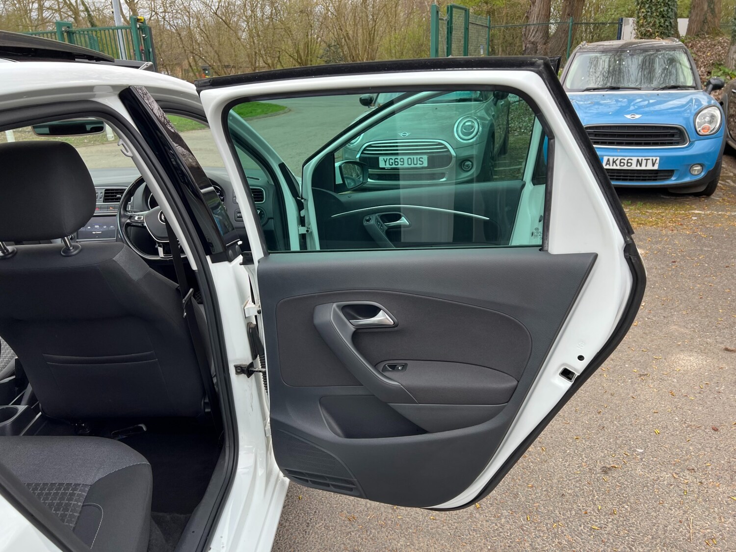 Used Volkswagen Polo 2017 for sale - 77830159: Photo 35