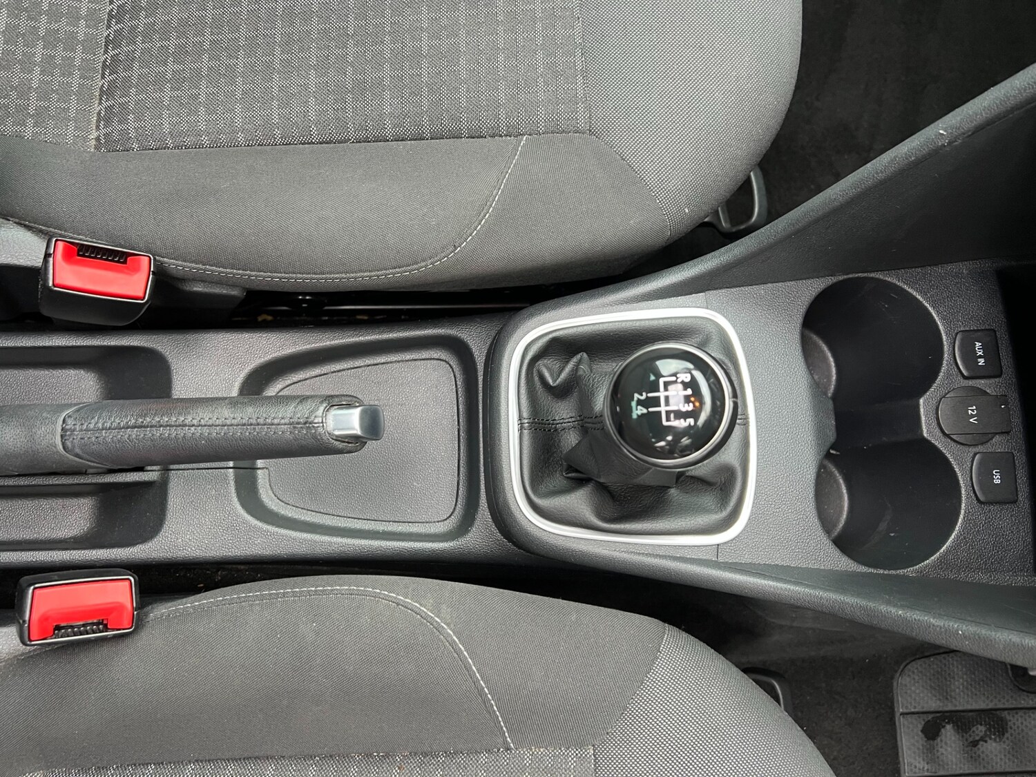 Used Volkswagen Polo 2017 for sale - 77830159: Photo 40