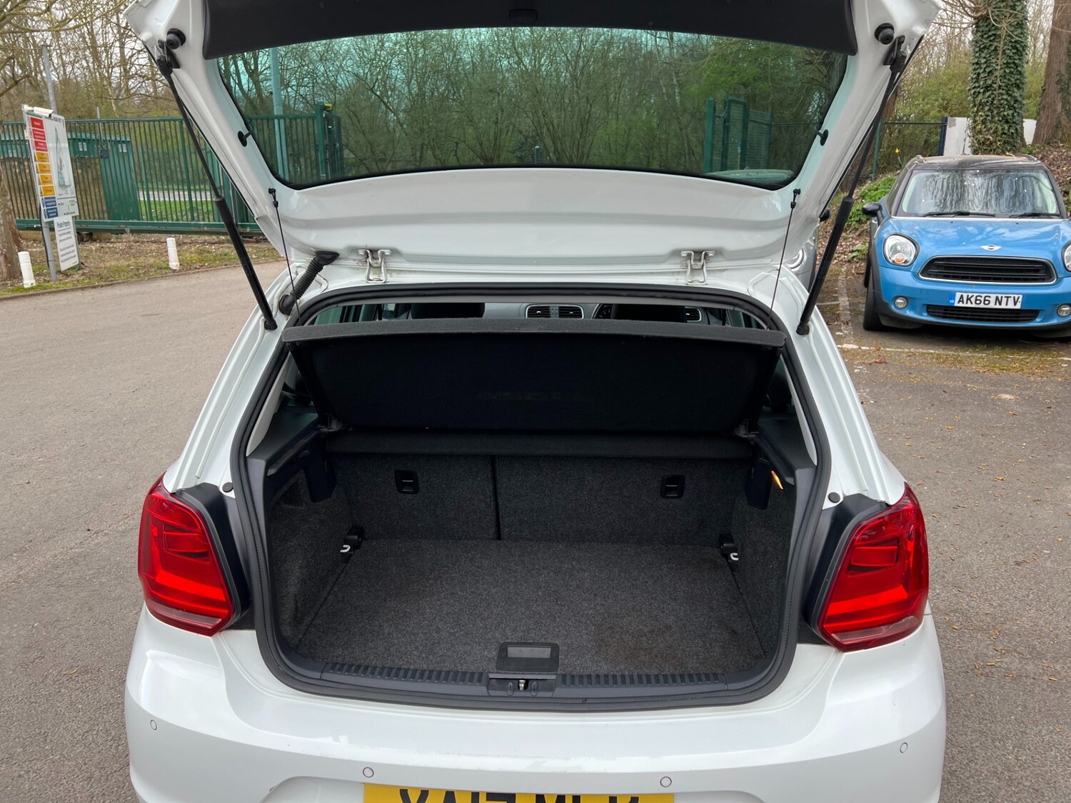 Used Volkswagen Polo 2017 for sale - 77830159: Photo 9