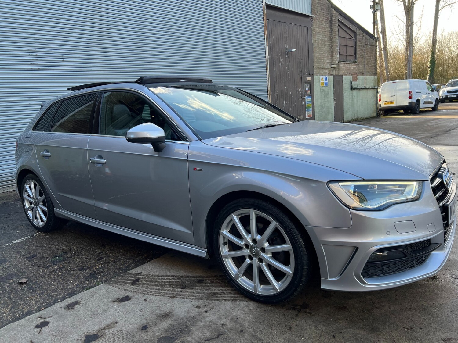 Used Audi A3 2015 for sale - 77556028: Photo 12