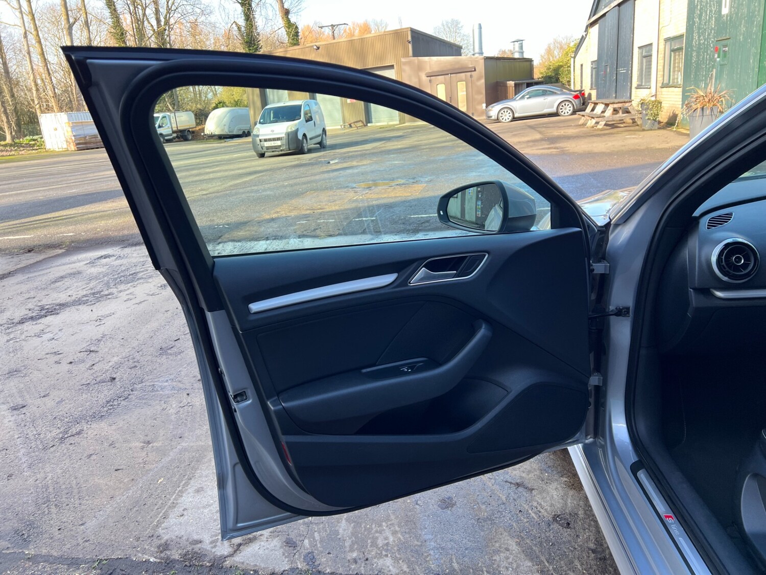 Used Audi A3 2015 for sale - 77556028: Photo 28