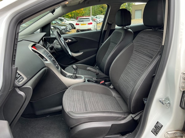 Used Vauxhall Astra 2014 for sale - 76221675: Photo 16