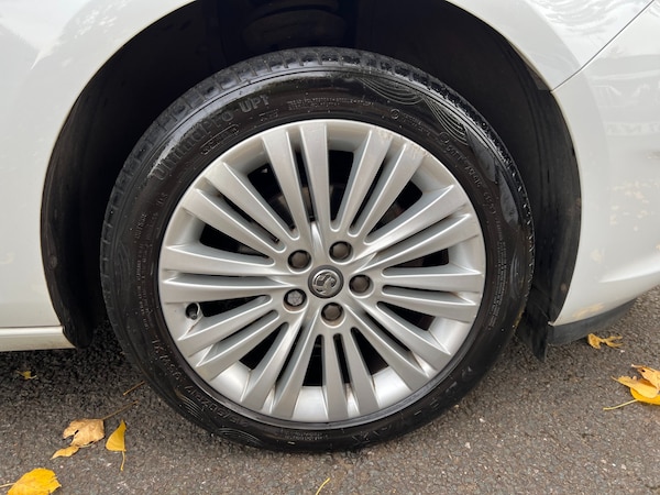Used Vauxhall Astra 2014 for sale - 76221675: Photo 33