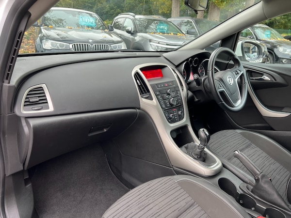 Used Vauxhall Astra 2014 for sale - 76221675: Photo 37