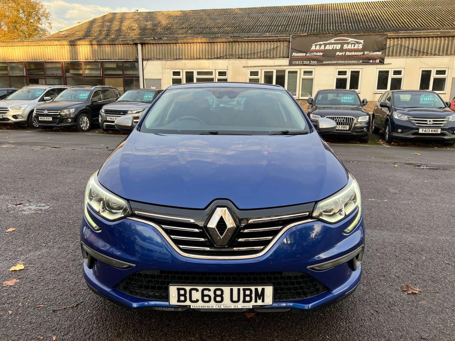 Used Renault Megane 2019 for sale - 76504781: Photo 2