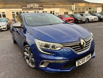 Used Renault Megane 2019 for sale - 76504781: Photo