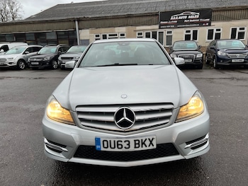 Used Mercedes-Benz C Class 2013 for sale - 77274570: Photo