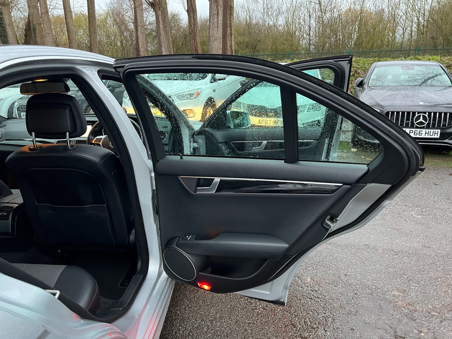 Used Mercedes-Benz C Class 2013 for sale - 77274570: Photo 31