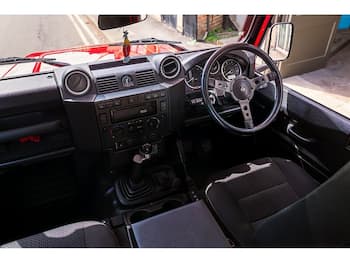 Used Land Rover Defender 2013 for sale - 79840779: Photo