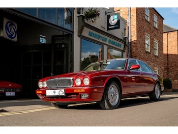 Used Jaguar XJ 1995 for sale - 75936679: Photo