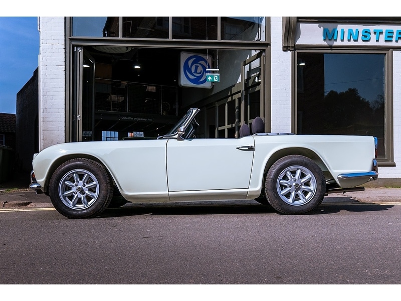 Used Triumph TR4 1963 for sale - 78010859: Photo 2
