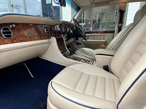 Used Bentley Turbo R 1996 for sale - 72622935: Photo 16