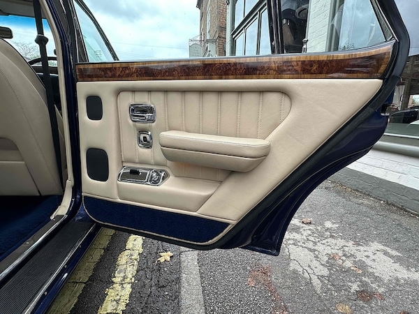 Used Bentley Turbo R 1996 for sale - 72622935: Photo 22