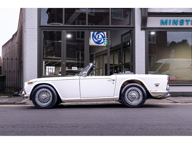 Used Triumph TR5 1968 for sale - 76439461: Photo 2