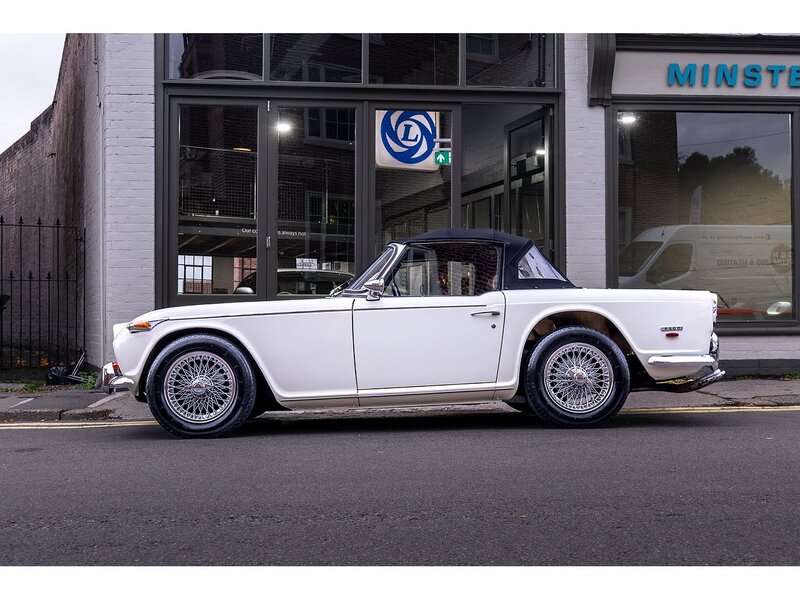 Used Triumph TR5 1968 for sale - 76439461: Photo 8