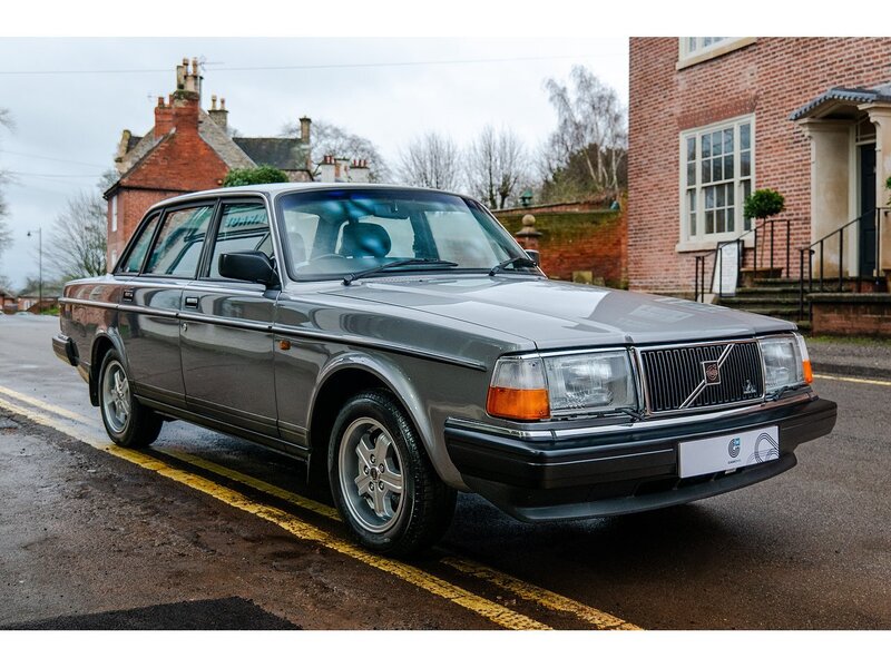 Used Volvo 200 Series for sale - 77328718: Photo 10