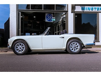 Used Triumph TR4 2023 for sale - 78715911: Photo