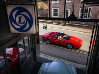 Used Ferrari 328 1988 for sale - 74374489: Photo