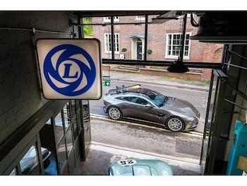 Used Aston Martin Vantage 2021 for sale - 78715950: Photo