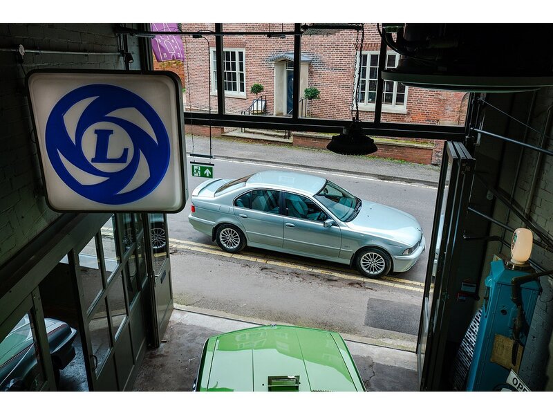 Used BMW 5 Series 2001 for sale - 78010862: Photo 2