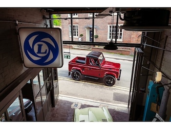 Used Land Rover Defender 90 1986 for sale - 79435896: Photo