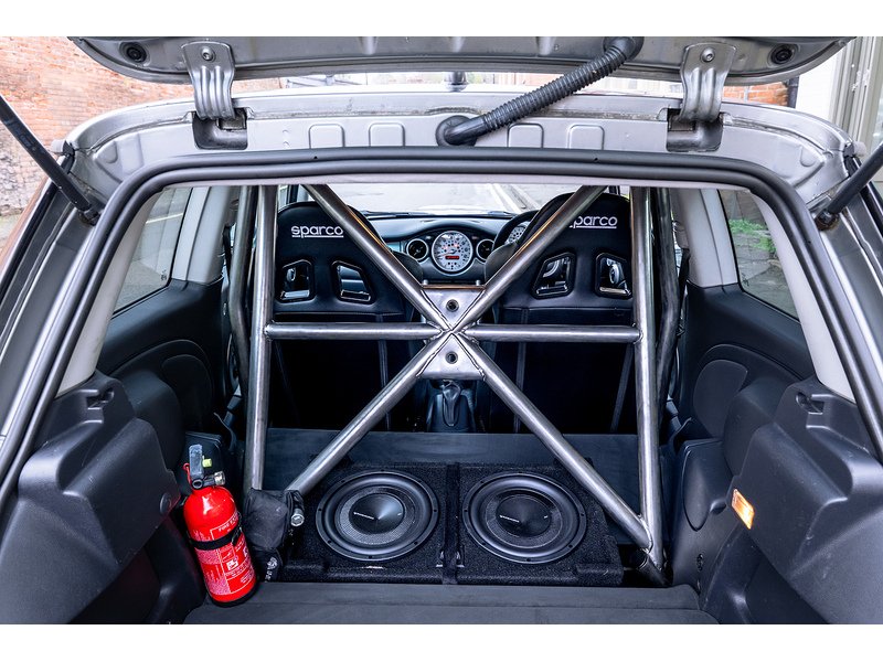 Used MINI Hatch 2004 for sale - 76605308: Photo 4