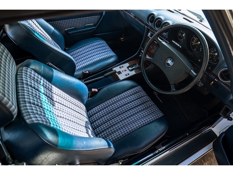 Used Mercedes-Benz 300 for sale - 78010861: Photo 17