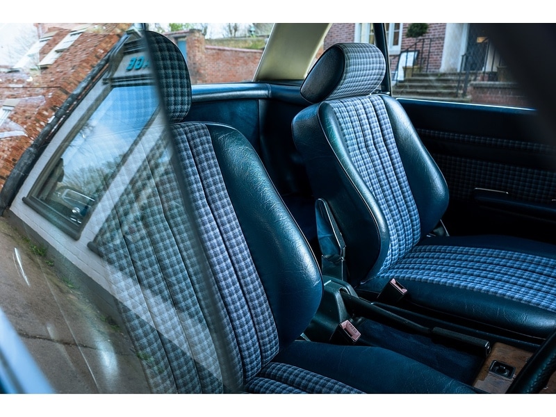 Used Mercedes-Benz 300 for sale - 78010861: Photo 6