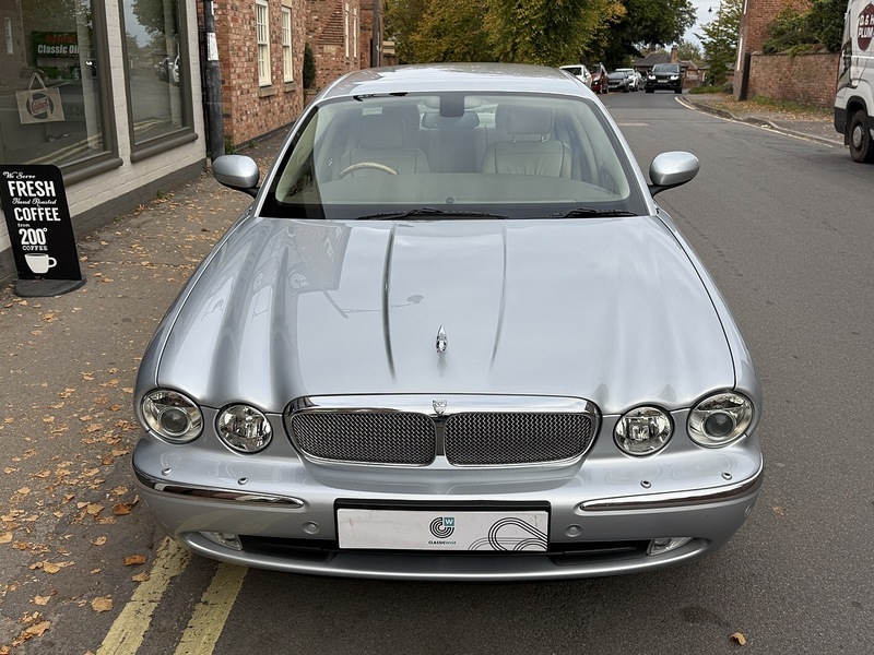 Used Jaguar XJ 2025 for sale - 76292175: Photo 15