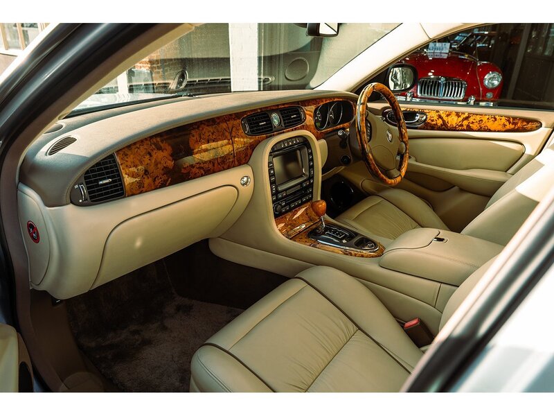 Used Jaguar XJ 2025 for sale - 76292175: Photo 28